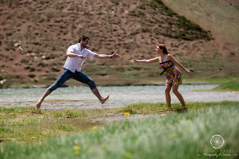 09-sesion-fotografia-previa-casamiento-novios-boda-casamento-en-mendoza-montaña-aconcagua-cerro-parque-nacional