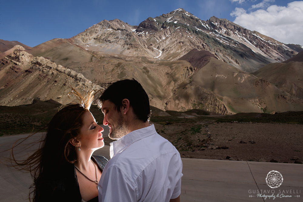 12-sesion-fotografia-previa-casamiento-novios-boda-casamento-en-mendoza-montaña-aconcagua-cerro-parque-nacional