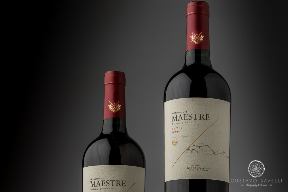 fotografia de productos y de vinos para imagen institucional, catálogos, folletos, fotografía profesional de productos en mendoza, 